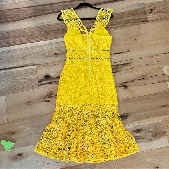Saylor Yellow Leilani Dress - Picture 9 of 12